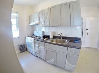 3234 44th St APT 3R, Astoria, NY 11103