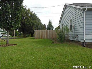 2nd image of 533 Lynch Ave