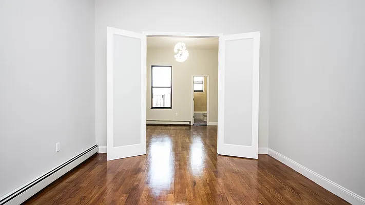 Rented by Compass | media 16