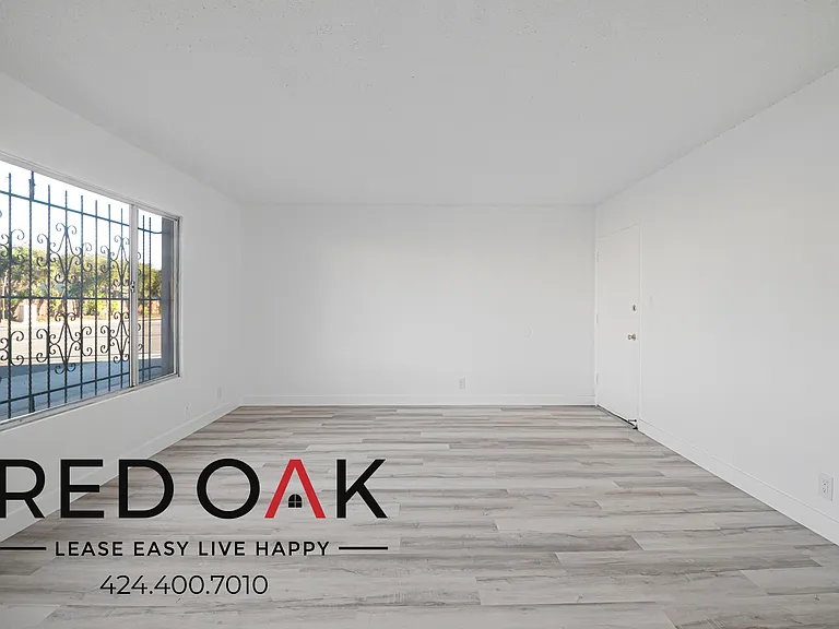 6501 Cherry Ave #8 — Photo 6