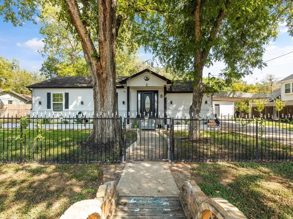 6139 Guilford St, Forest Hill, TX 76119