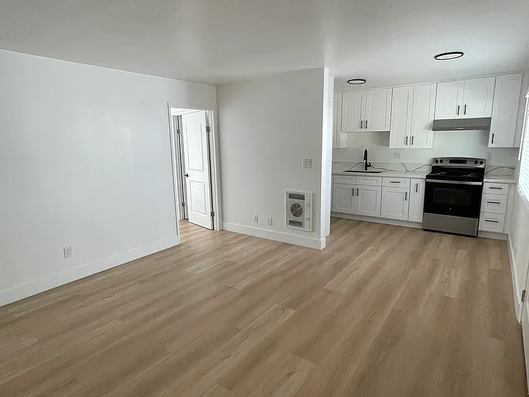1201 Beechwood St #96-1221 — Photo 8