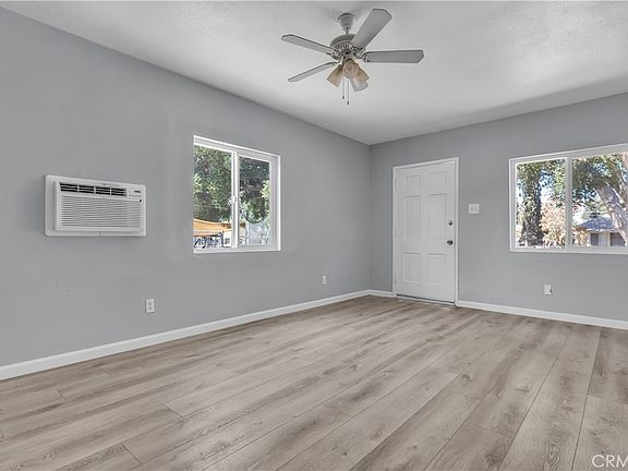 3rd image of 4156 Dwight Ave