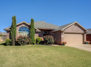 5516 104th St, Lubbock, TX 79424