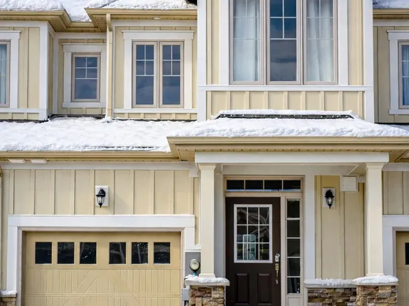 18 Little River Cross, Wasaga Beach, ON L9Z 0G1