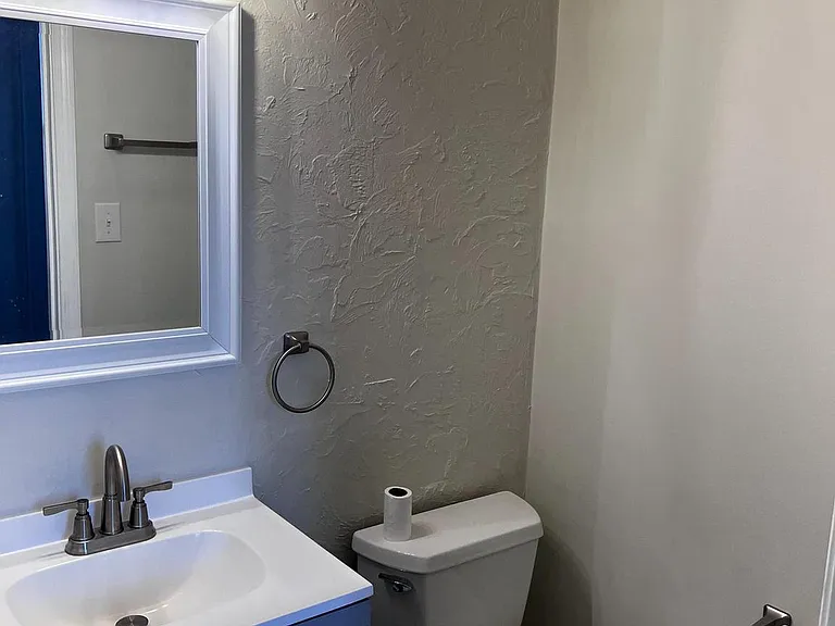 104 King St #1F — Photo 7