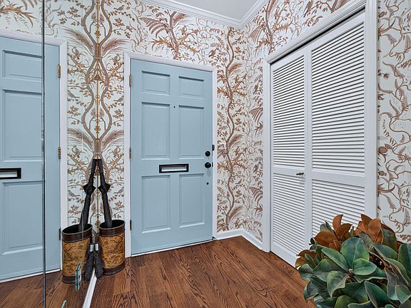 3rd image of 6500 Standing Boy Rd APT 35