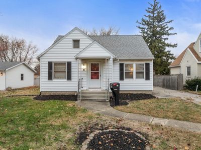 (Undisclosed Address), El Paso, IL, 61738