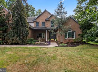 5 Holly Ln, Mohnton, PA 19540