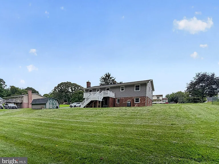 30075 Huntt Rd — Photo 6
