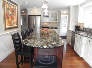 27 Burley St, Wenham, MA 01984