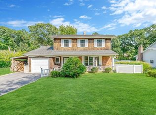 7 Rockhill Rd, Rocky Point, NY 11778