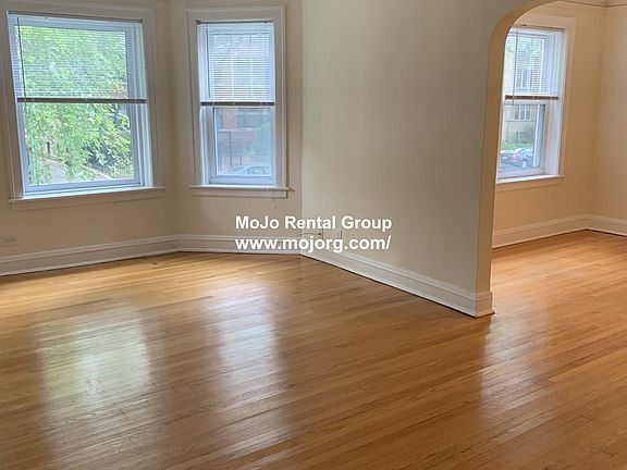 2nd image of 4917 N Hermitage Ave APT 1