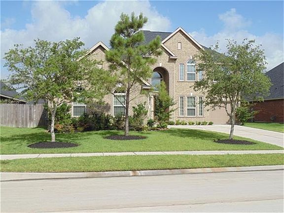 3rd image of 17731 Booners Cove Ct