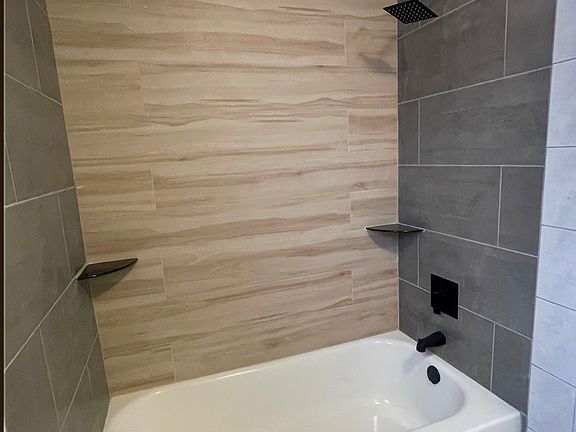 2nd image of 609 Palisade Ave #2