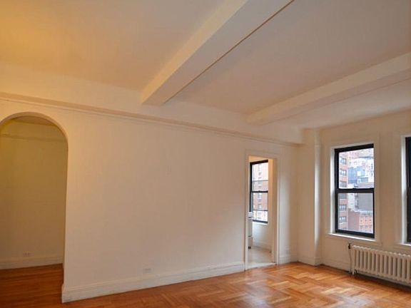 2nd image of 211 E 35th St APT 6E