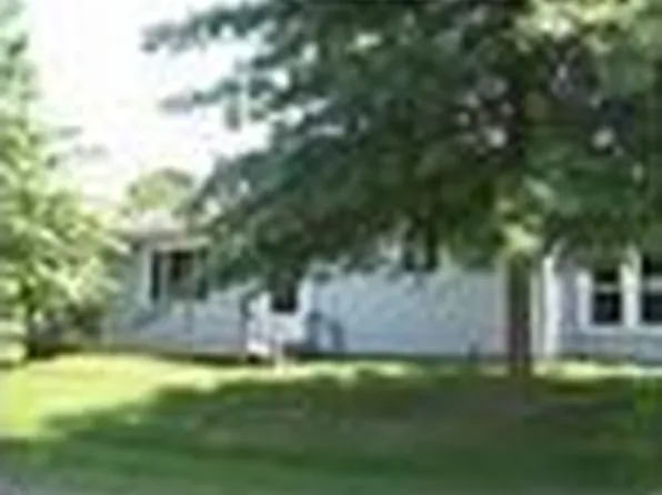 310 N Walnut St, Mount Olive, IL 62069