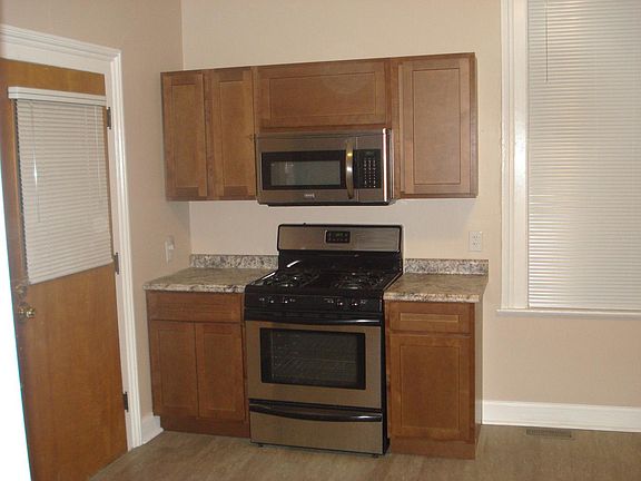 Kitchen stainless steel appliances