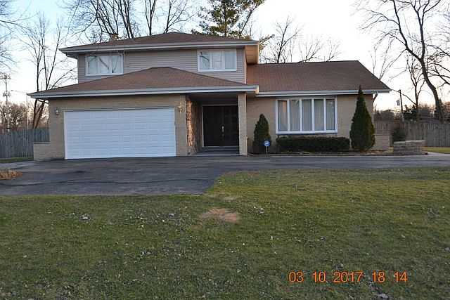 1st image of 17W317 Forestview Dr