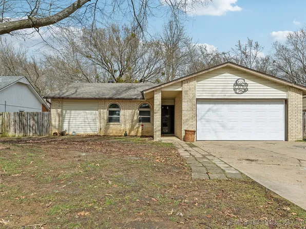 522 Elberta St, Muskogee, OK 74403