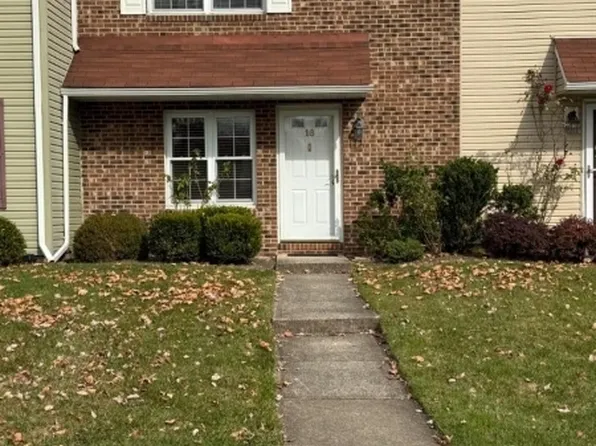 16 Toms Point Ln, Lincoln Park Boro, NJ 07035