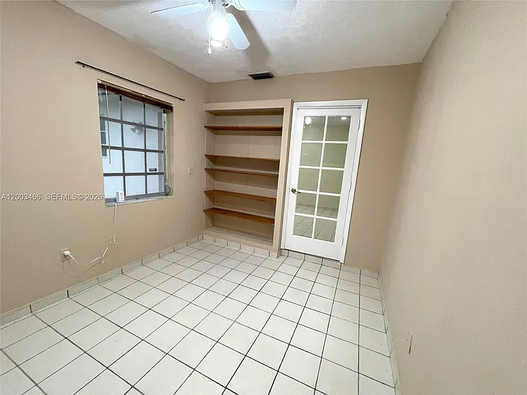 1556 San Benito Ave — Photo 9