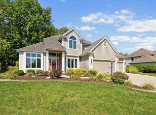 13207 Hammerhill Way, Fort Wayne, IN 46845