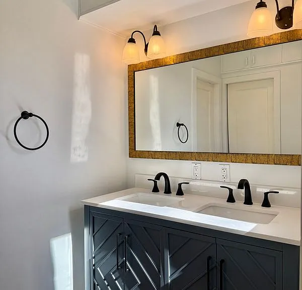 16 Sotelo Ave — Photo 5