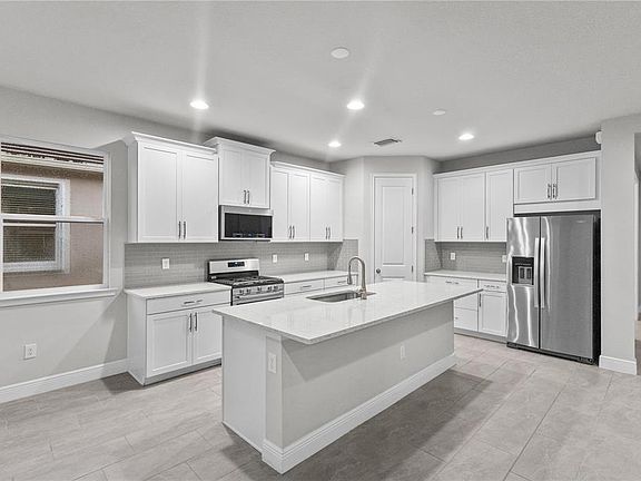 3rd image of 8712 BAY MEADOW DRIVE