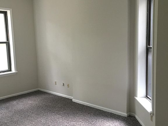 4th image of 1380 S 2nd St APT 4