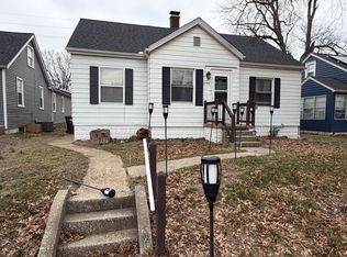 1707 N Charles St, Belleville, IL 62221