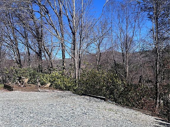 4th image of 165 Briarcliff Road #J42