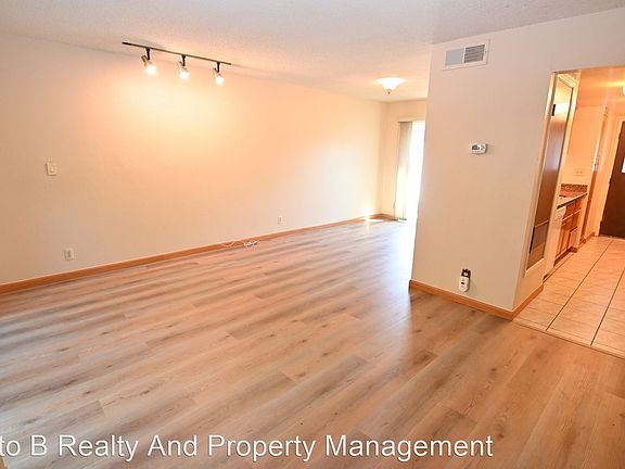 2nd image of 21077 Red Fir Ct