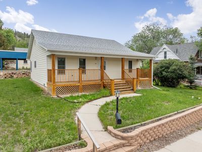 301 S 5th St, Hot Springs, SD, 57747