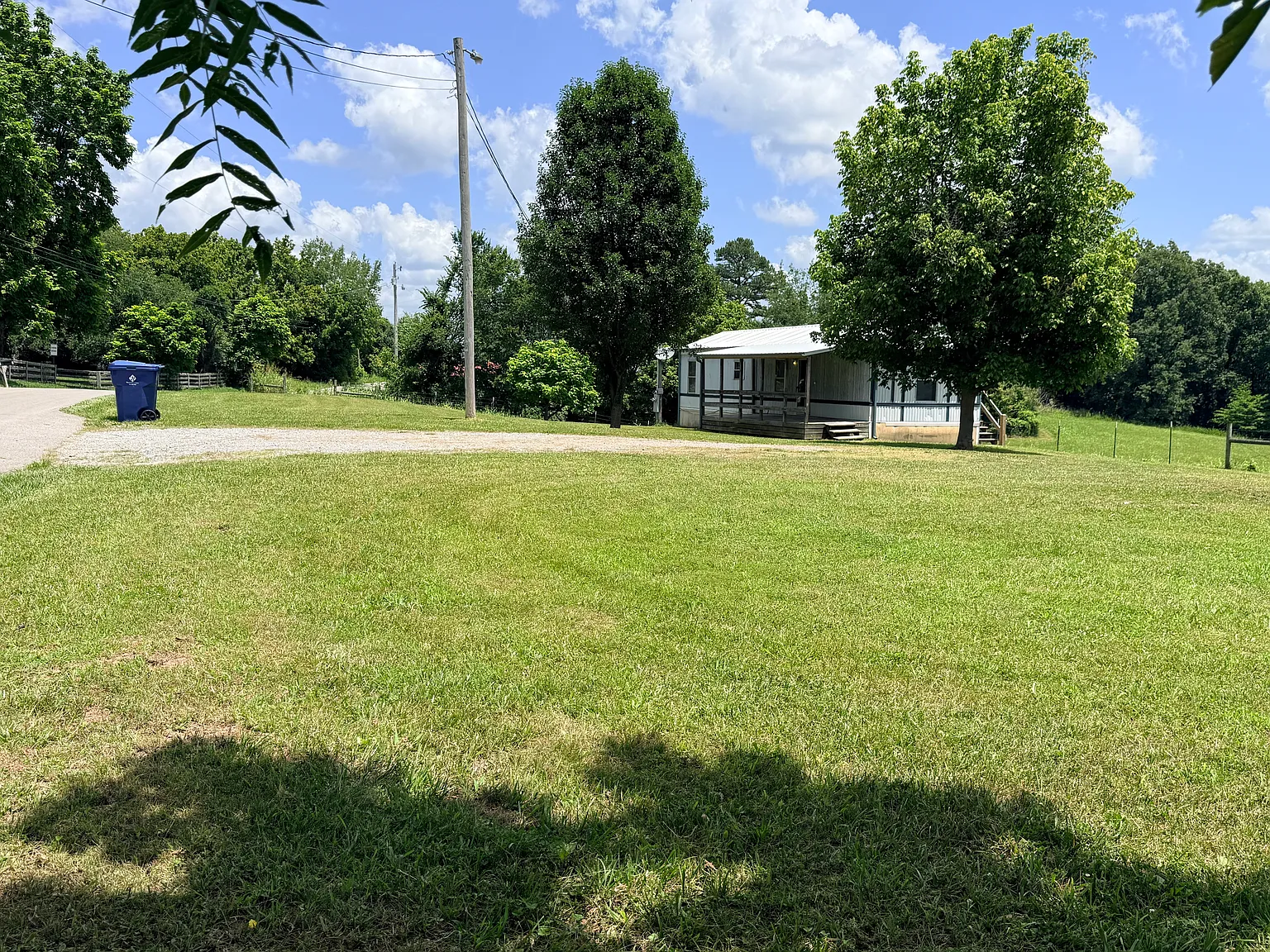 2 bed, 600 sqft, $850 — Photo 2