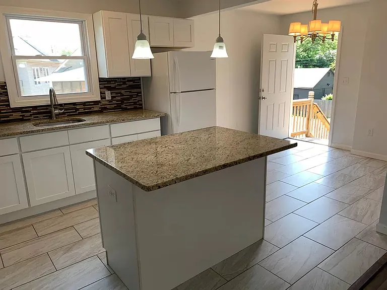 107 Winslow Pl #2 — Photo 9