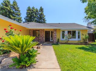 6804 Bronze Oak Ct, Elk Grove, CA 95758