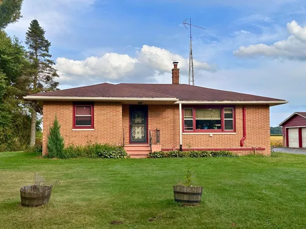 S3898 COUNTY RD BD, Baraboo, WI 53913