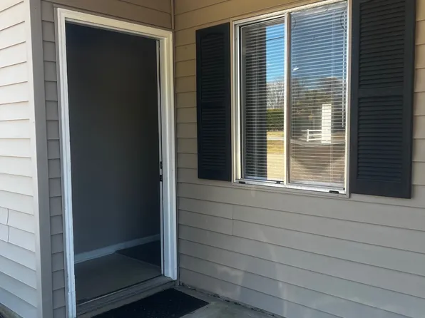 4821 E National Cemetery Rd APT C, Florence, SC 29506