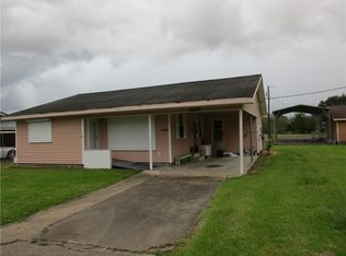 19416 Mimosa St, Vacherie, LA 70090