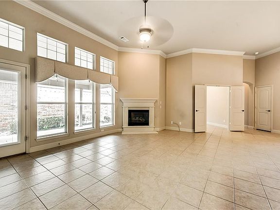3rd image of 6005 Lake Way