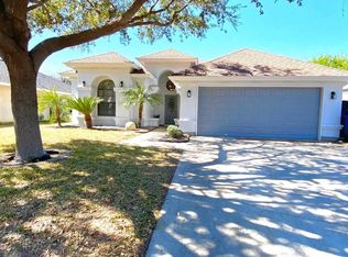 10132 Montoya Dr, Laredo, TX 78045