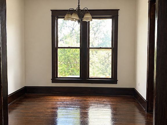 4th image of 1003 N 11th St