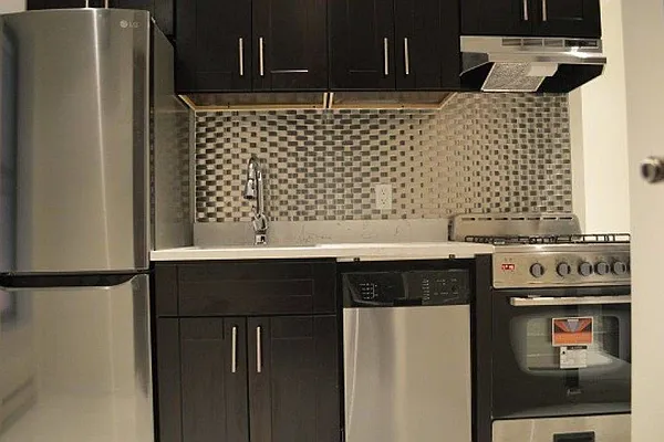 Rented by Walter & Samuels Inc | media 10