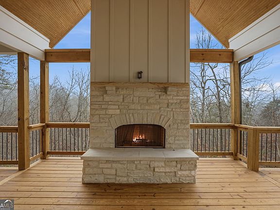 2nd image of 805 Captain McDonald Rd