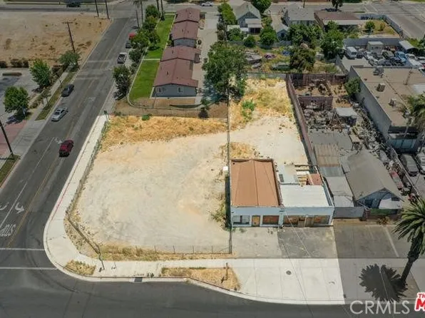 2350 Main St, Riverside, CA 92501