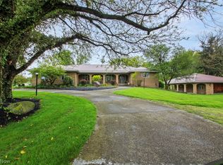 8243 N Lima Rd, Poland, OH 44514