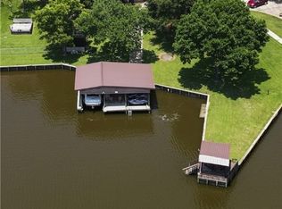 31 Carolina Way, Huntsville, TX 77320