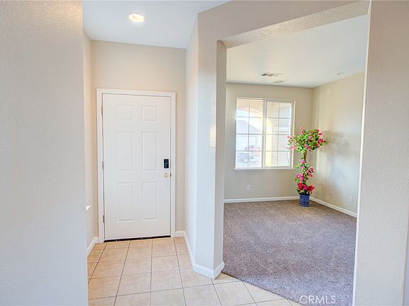 3rd image of 1466 La Sierra St