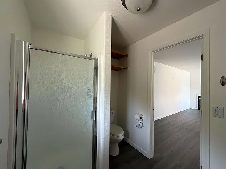 10 Venus Dr — Photo 66